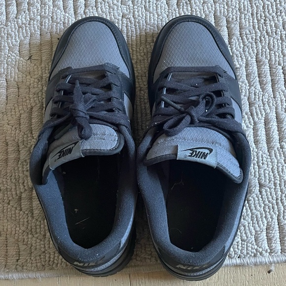 Nike low dunk black and grey mens 10.5 - Picture 4 of 5
